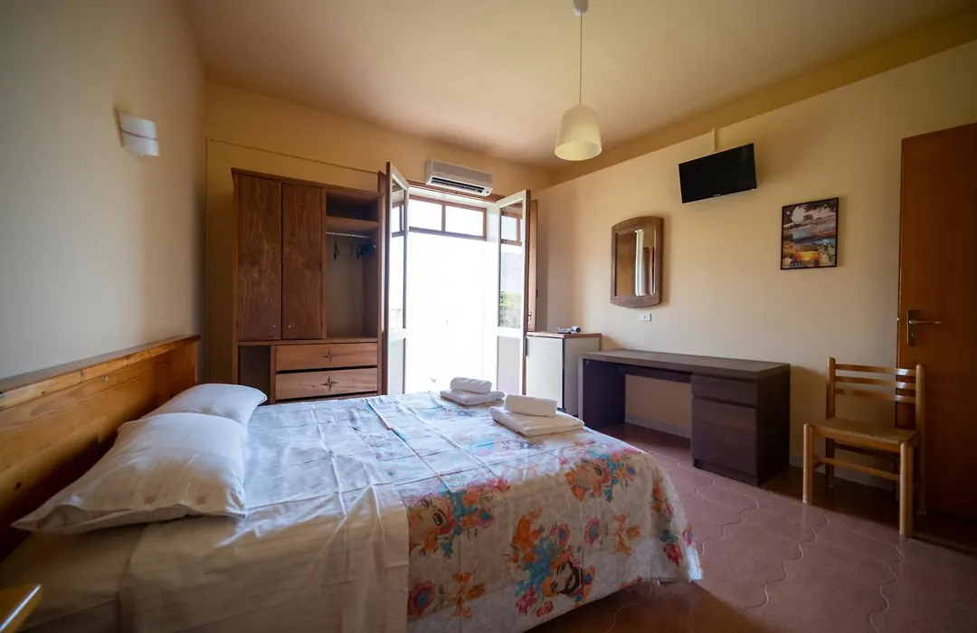 Hotel-Pensione 4 Stagioni-1